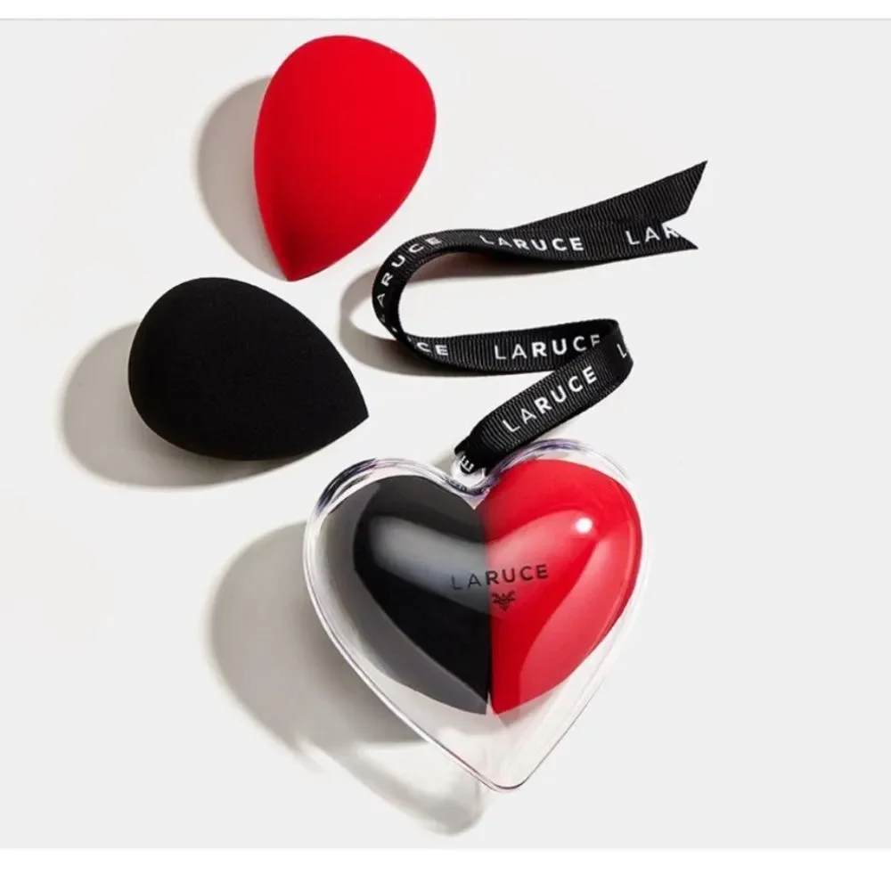 Laruce Beauty Duo Sponge Set with Heart Case (NWT)